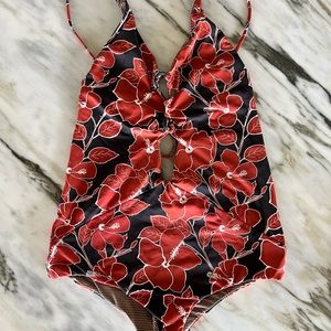 NWOT Acacia Kokomo Mid Pacific